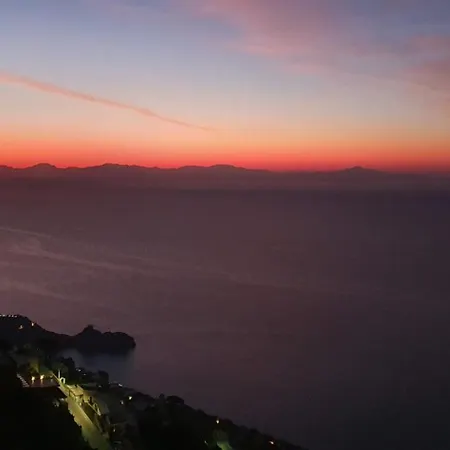 Al Chiar Di Luna - Guest house Furore